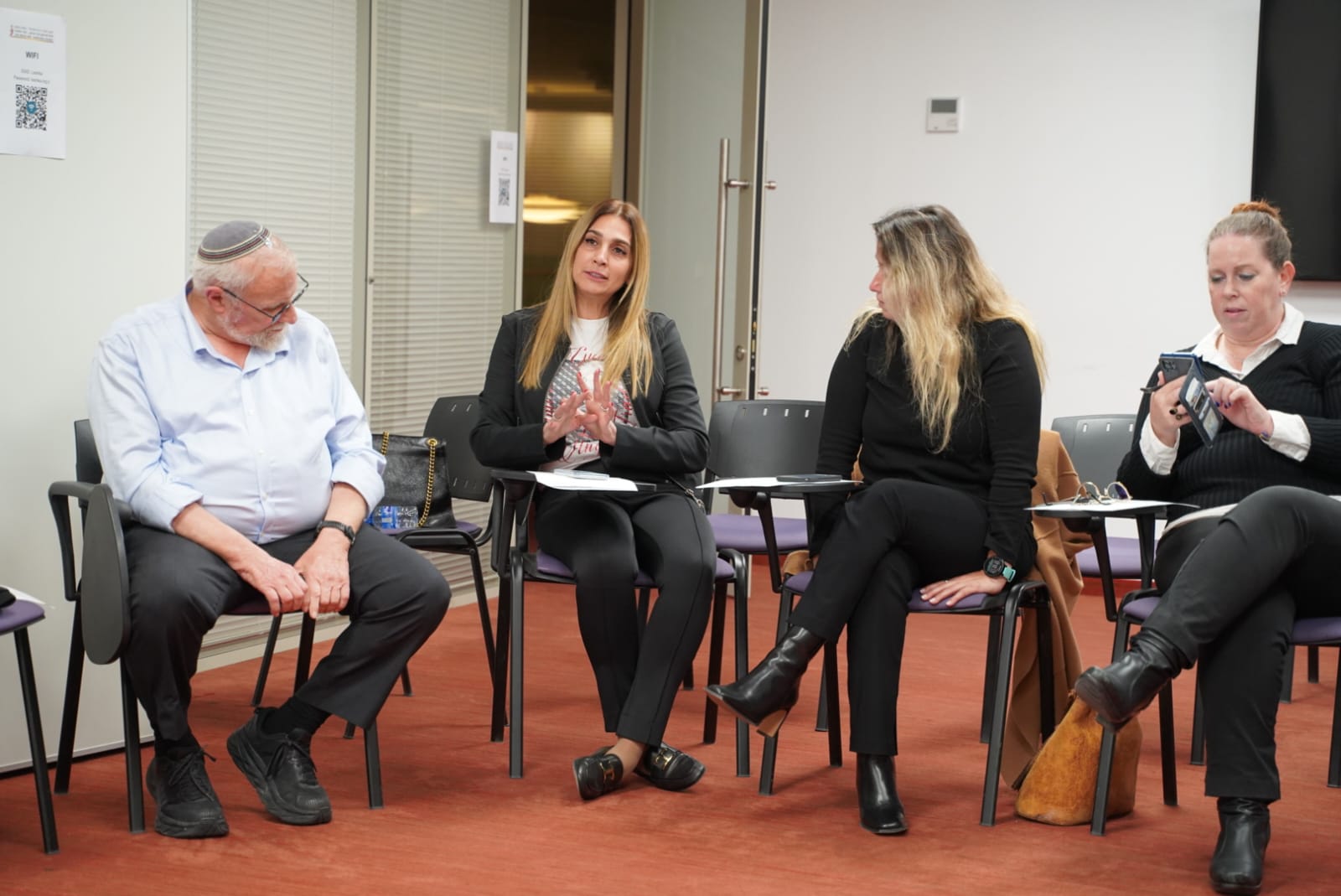ישיבת ועדת כשרות משפטית